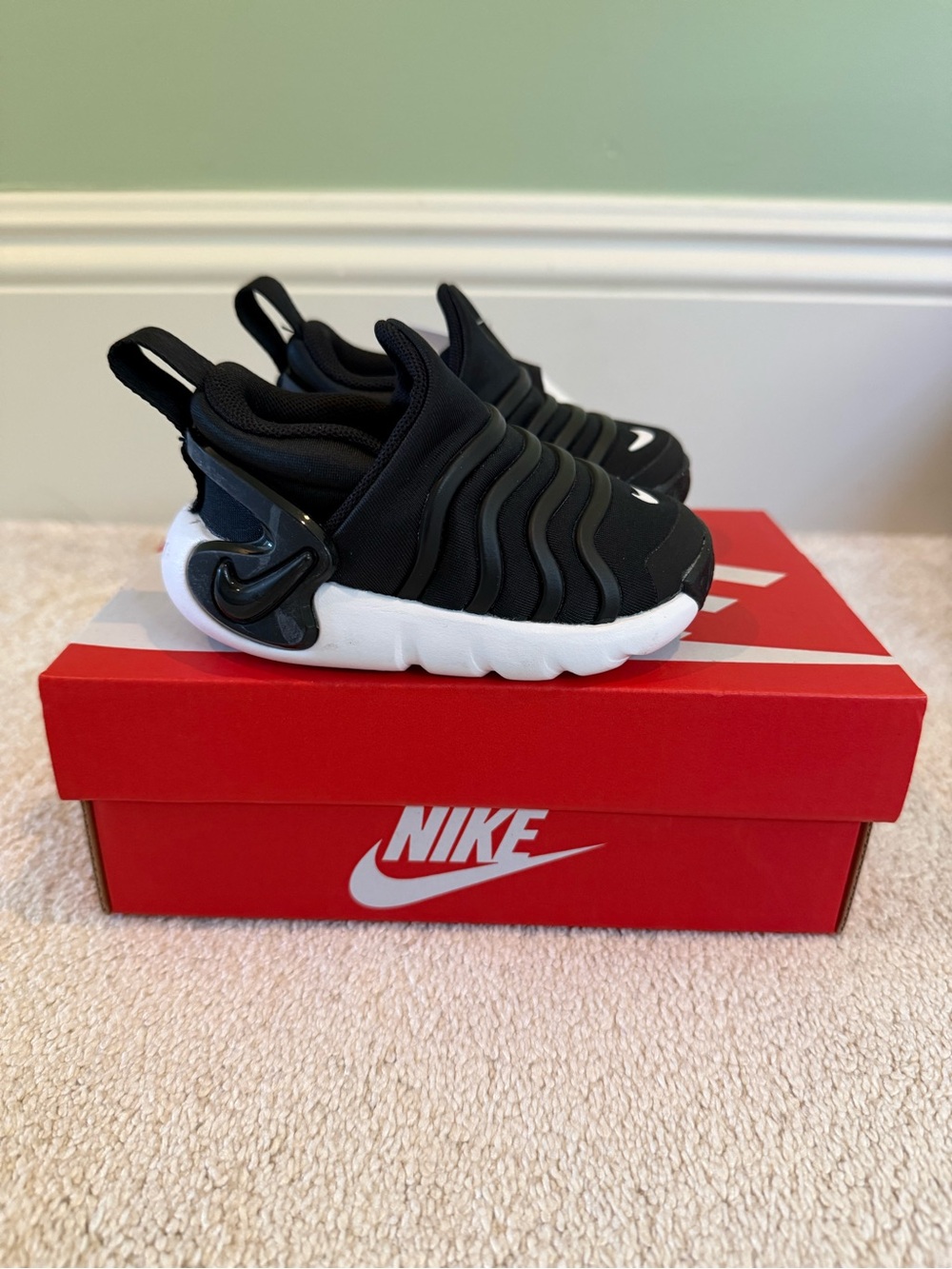 Nike Kids Black and White Slip-On Wave Sneakers